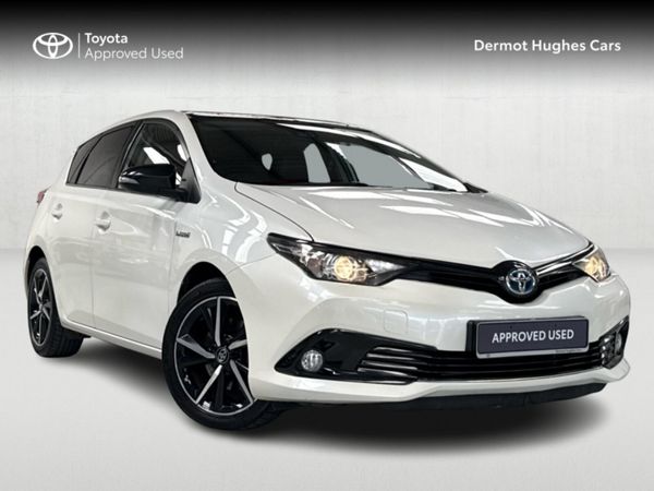 Toyota Auris MPV, Petrol Hybrid, 2017, White