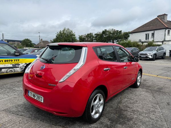 Nissan Leaf Hatchback, Electric, 2017, Red