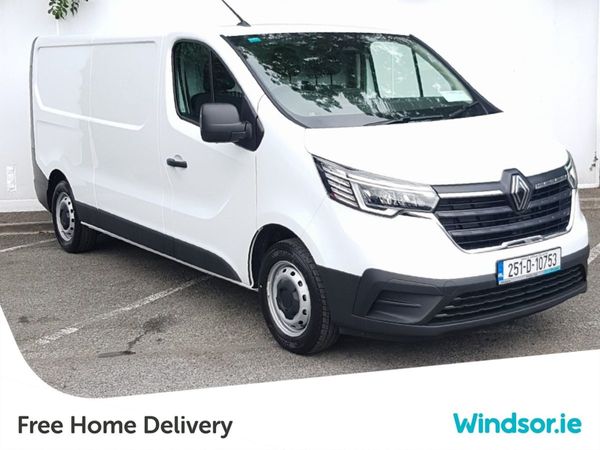 Renault Trafic MPV, Diesel, 2025, White