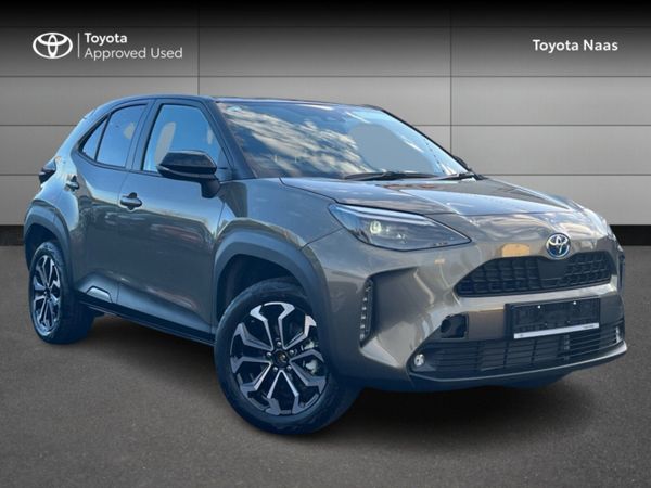 Toyota Yaris Cross SUV, Petrol Hybrid, 2025, 