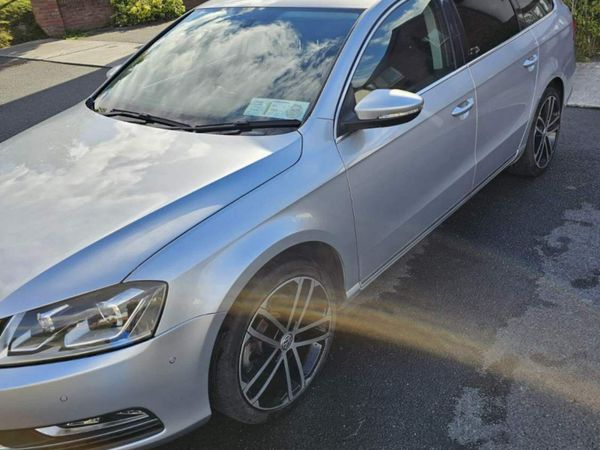 Volkswagen Passat Estate, Petrol, 2013, Silver