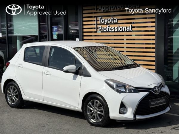 Toyota Yaris Hatchback, Petrol, 2016, White