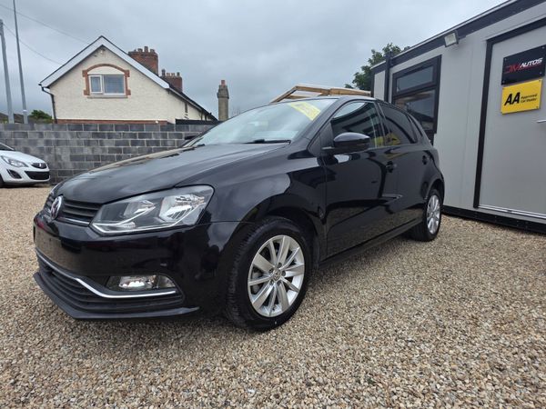 Volkswagen Polo Hatchback, Petrol, 2014, Black
