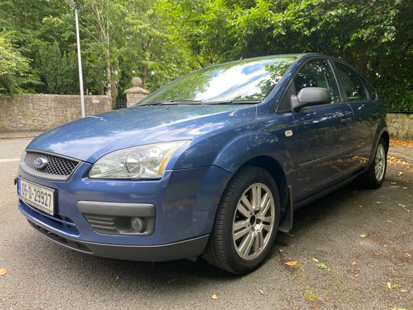 Ford Focus Hatchback, Petrol, 2005, Blue