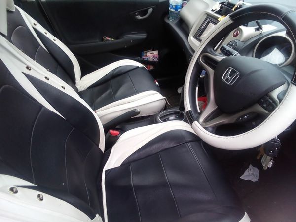 Honda Fit Hatchback, Petrol Hybrid, 2013, White