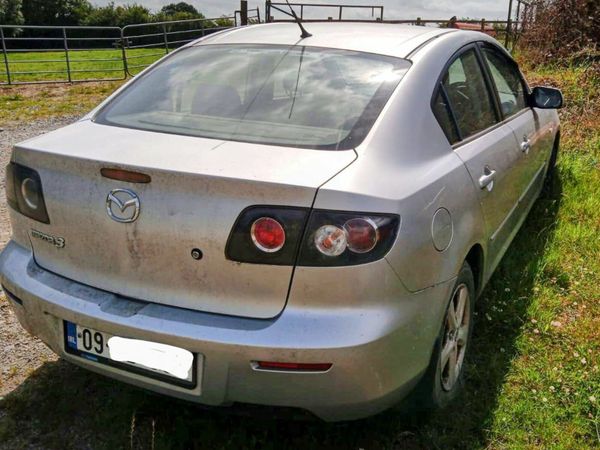 Mazda Mazda3 Saloon, Diesel, 2009, Grey