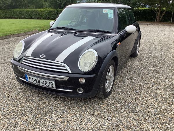 Mini Cooper Hatchback, Petrol, 2004, Black