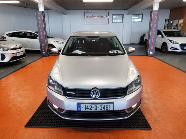 Volkswagen Passat Saloon, Diesel, 2014, Silver