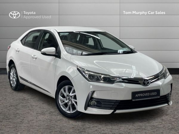 Toyota Corolla Saloon, Diesel, 2017, White