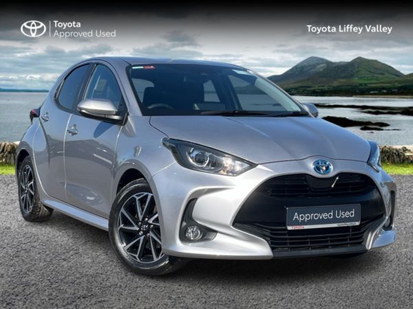 Toyota Yaris Hatchback, Petrol Hybrid, 2023, Grey