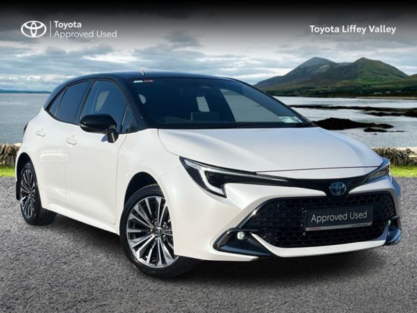Toyota Corolla Hatchback, Petrol Hybrid, 2024, White