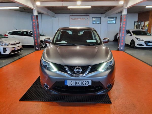 Nissan Qashqai Hatchback, Diesel, 2016, Grey