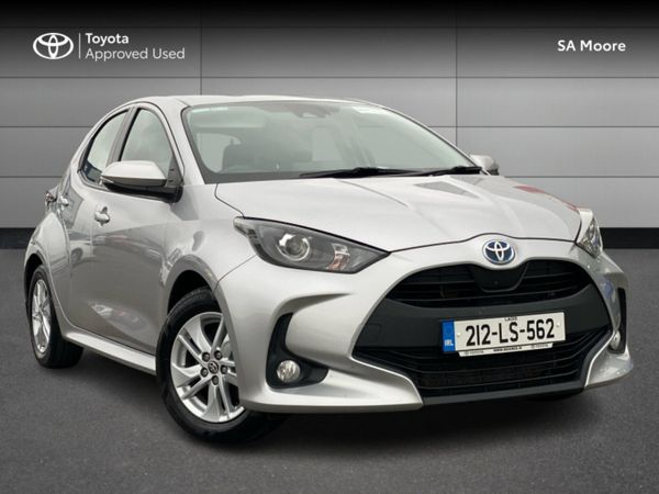 Toyota Yaris Hatchback, Petrol Hybrid, 2021, Grey