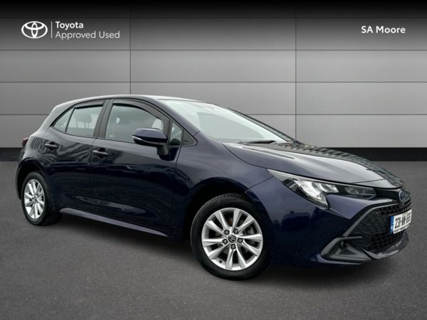 Toyota Corolla Hatchback, Petrol Hybrid, 2023, Blue
