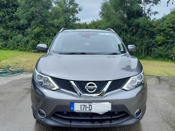 Nissan Qashqai SUV, Petrol, 2017, Grey
