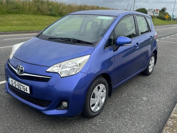Toyota Verso MPV, Petrol, 2012, Blue