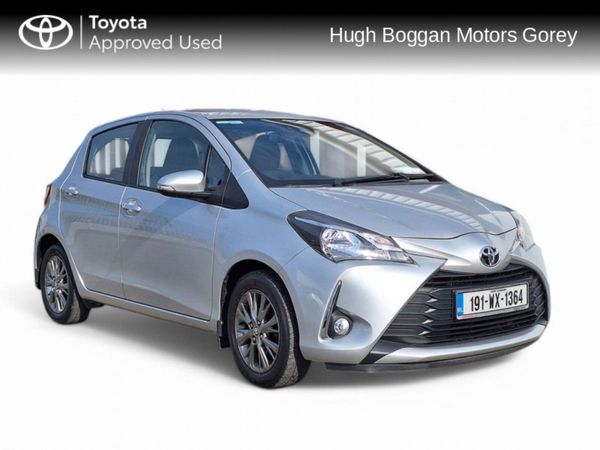 Toyota Yaris Hatchback, Petrol, 2019, Silver
