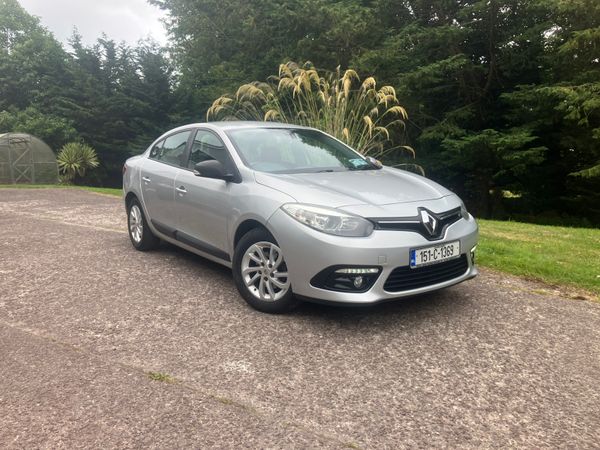 Renault Fluence Saloon, Diesel, 2015, Silver