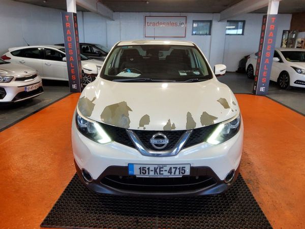 Nissan Qashqai Hatchback, Diesel, 2015, White