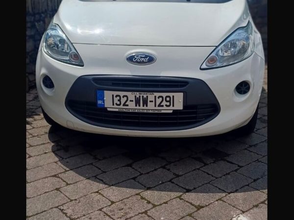 Ford KA Hatchback, Petrol, 2013, White