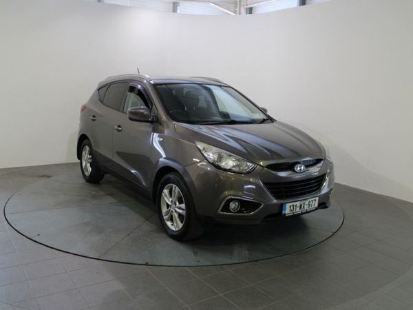 Hyundai ix35 SUV, Diesel, 2013, Gold