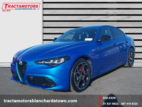 Alfa Romeo Giulia Saloon, Petrol, 2025, Blue