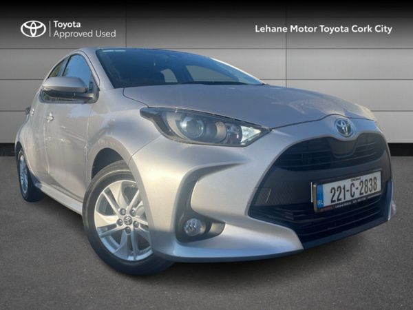 Toyota Yaris Hatchback, Petrol Hybrid, 2022, Grey