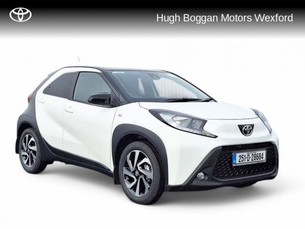 Toyota Aygo X Hatchback, Petrol, 2025, White