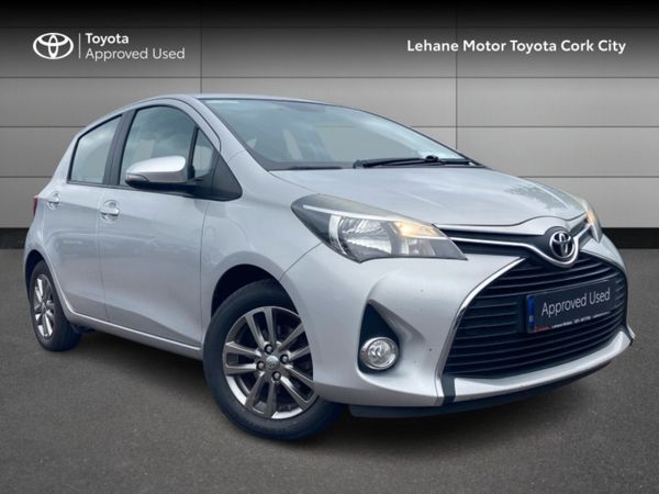 Toyota Yaris Hatchback, Petrol, 2017, Grey