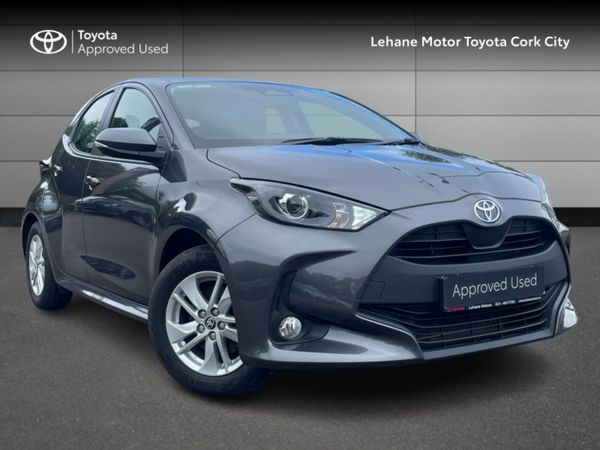 Toyota Yaris Hatchback, Petrol Hybrid, 2024, Grey