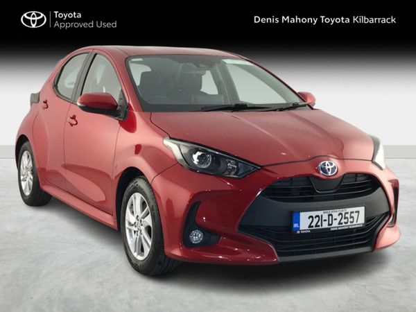 Toyota Yaris Hatchback, Petrol Hybrid, 2022, Red