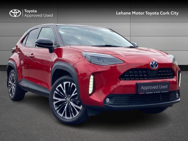Toyota Yaris Cross Hatchback, Petrol Hybrid, 2022, Red