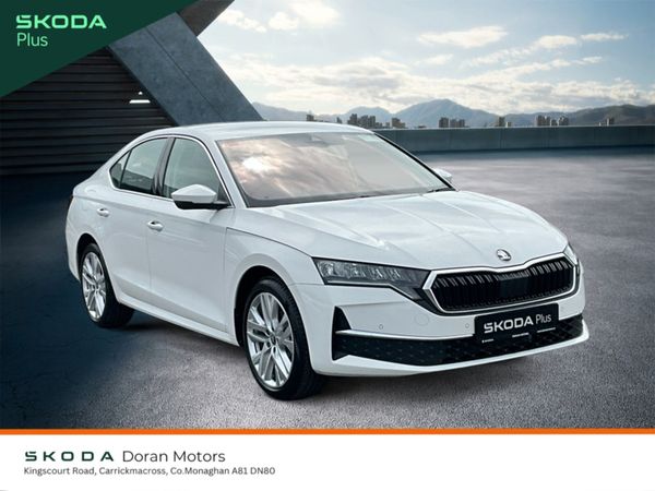 Skoda Octavia Saloon, Diesel, 2025, White
