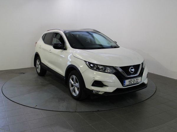 Nissan Qashqai MPV, Petrol, 2019, White
