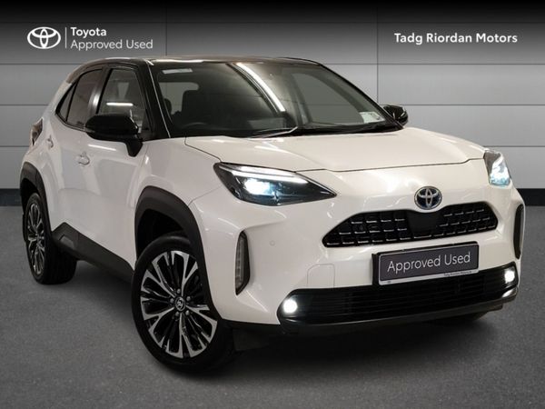 Toyota Yaris Cross Hatchback, Petrol Hybrid, 2022, White