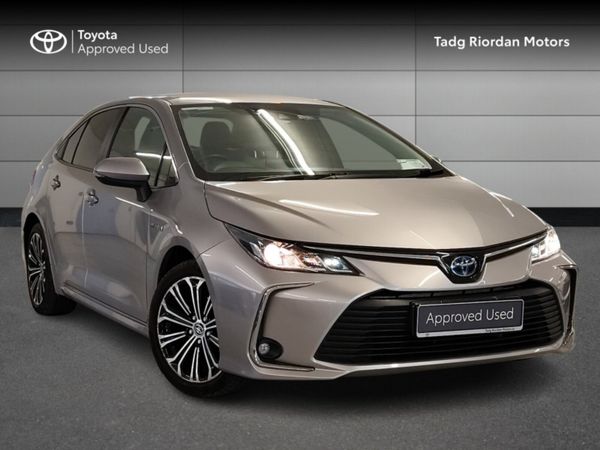 Toyota Corolla Saloon, Petrol Hybrid, 2021, Grey