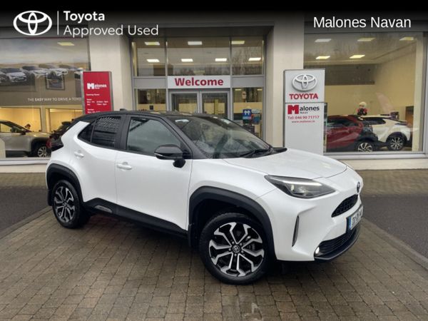 Toyota Yaris Cross Hatchback, Petrol Hybrid, 2023, White