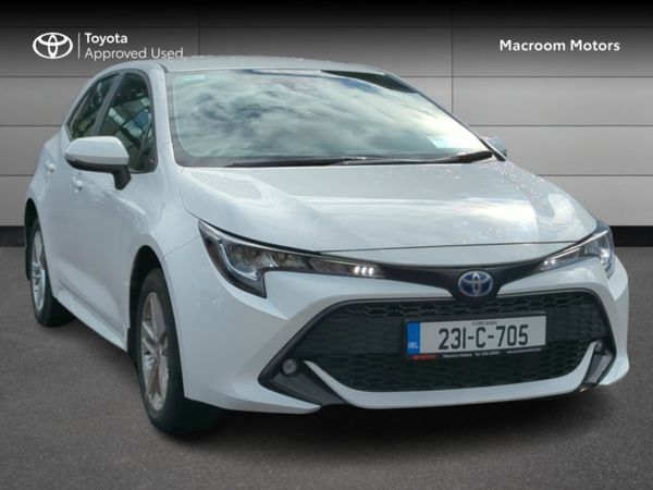 Toyota Corolla Hatchback, Petrol Hybrid, 2023, White