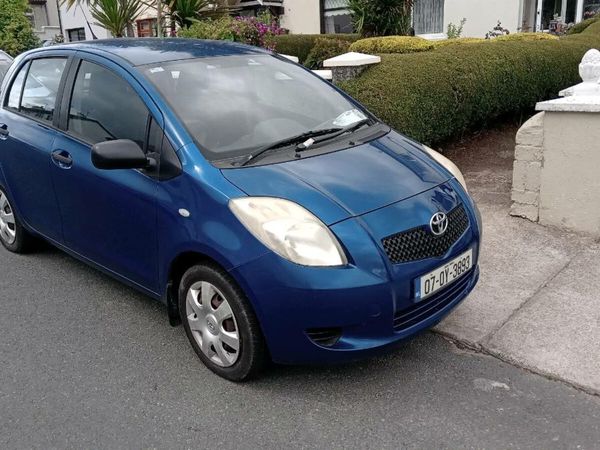 Toyota Yaris Hatchback, Petrol, 2007, Blue