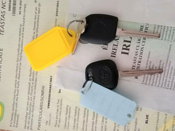 Toyota Yaris Hatchback, Petrol, 2007, Blue