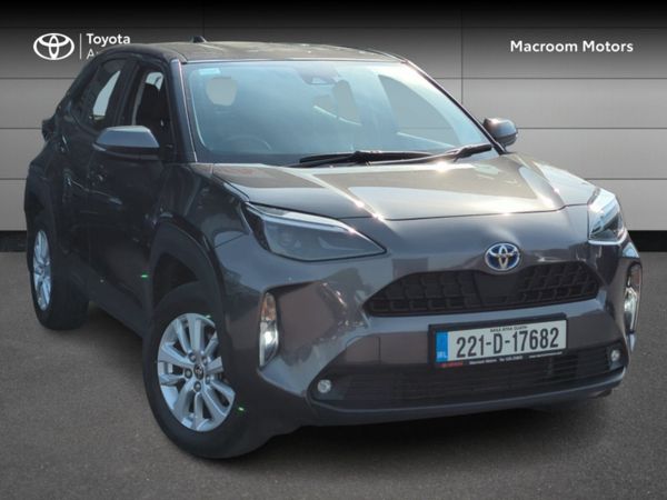 Toyota Yaris Hatchback, Petrol Hybrid, 2022, Grey
