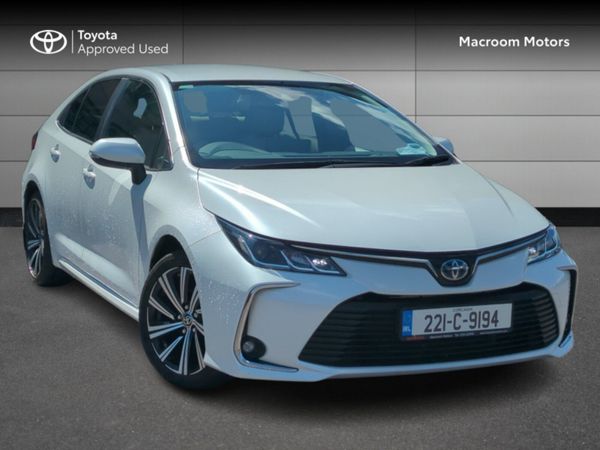 Toyota Corolla Saloon, Petrol Hybrid, 2022, White