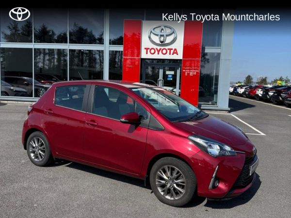 Toyota Yaris Hatchback, Petrol, 2020, Red