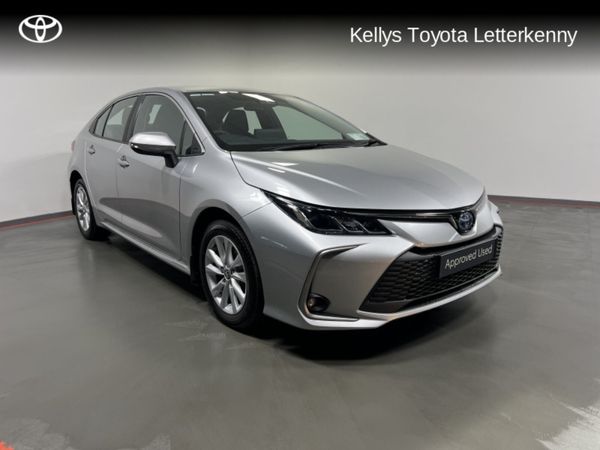 Toyota Corolla Saloon, Petrol Hybrid, 2023, Silver