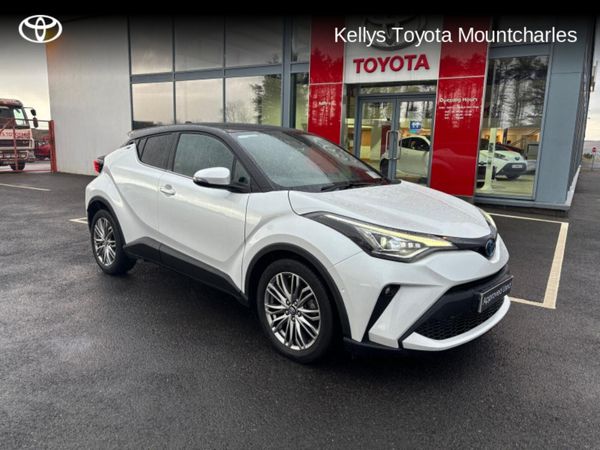 Toyota C-HR SUV, Petrol Hybrid, 2023, White