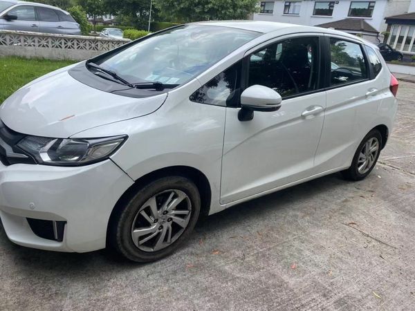 Honda Jazz Hatchback, Petrol, 2016, White