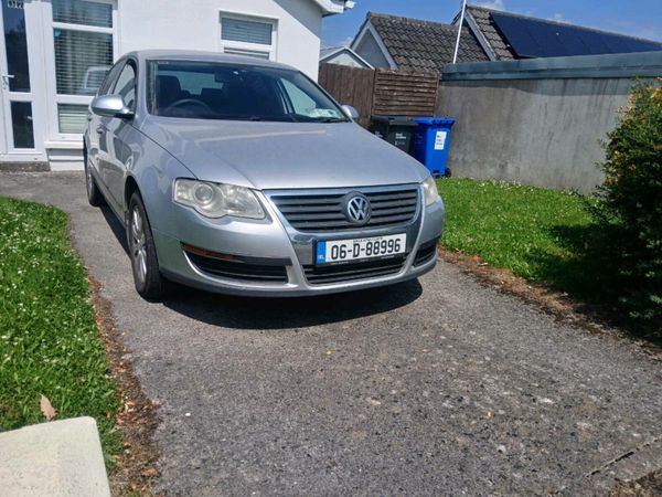 Volkswagen Passat Saloon, Diesel, 2006, Silver