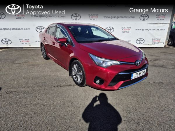 Toyota Avensis Saloon, Petrol, 2017, Red