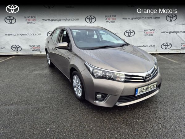 Toyota Corolla Saloon, Diesel, 2015, Gold