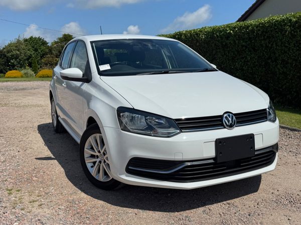 Volkswagen Polo Hatchback, Petrol, 2016, White
